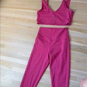 SET Active Pink leggings and sports bra set